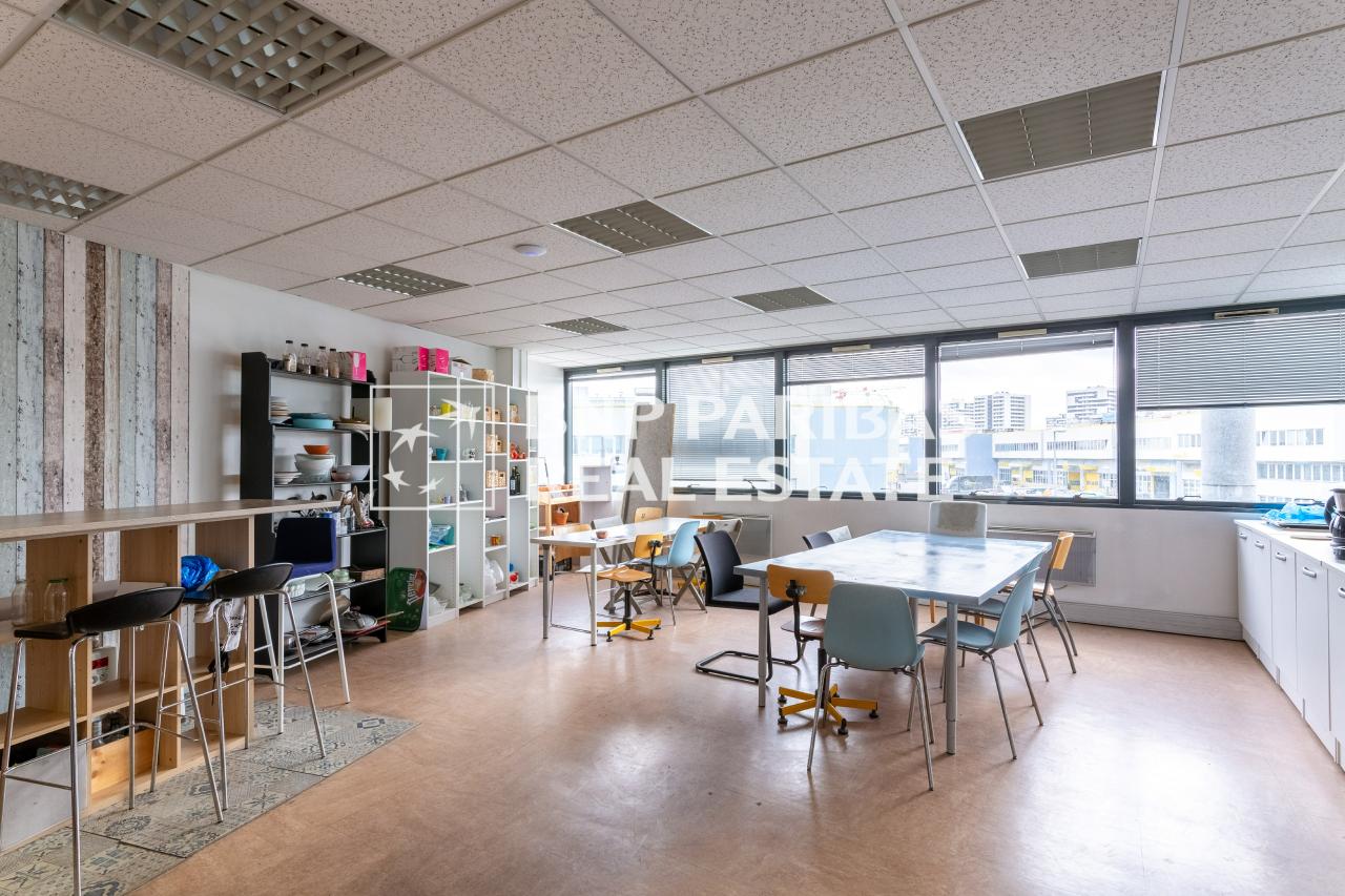 Bureau Paris 2500m² Location bureau Paris OLBUR2118031 8